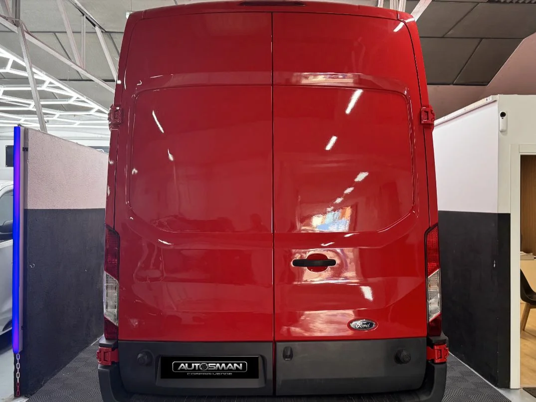 FORD Transit  L3H2 Van Ambiente Delantera 2018 Diésel Rojo - Detalle